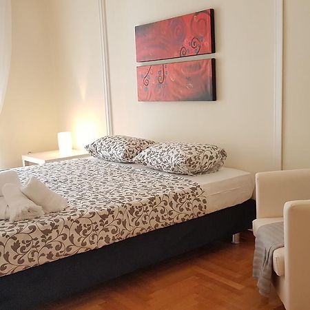 Menta Errathens Apartment - Athens Center, 5 Bd, 2 Bath Dış mekan fotoğraf