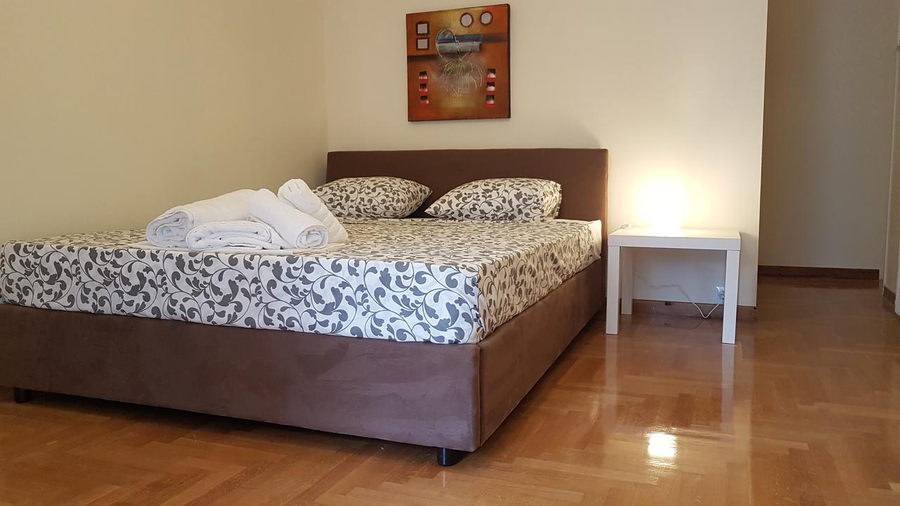 Menta Errathens Apartment - Athens Center, 5 Bd, 2 Bath Dış mekan fotoğraf