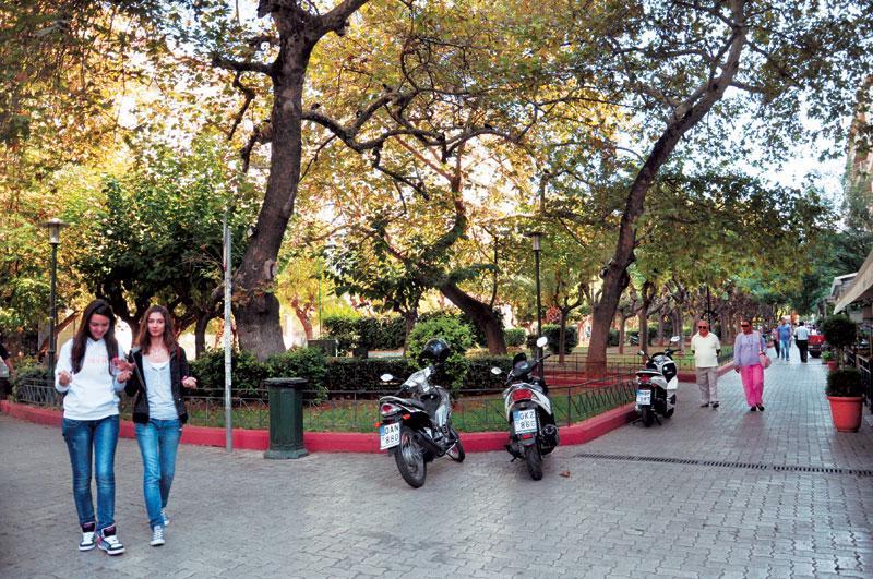 Menta Errathens Apartment - Athens Center, 5 Bd, 2 Bath Dış mekan fotoğraf