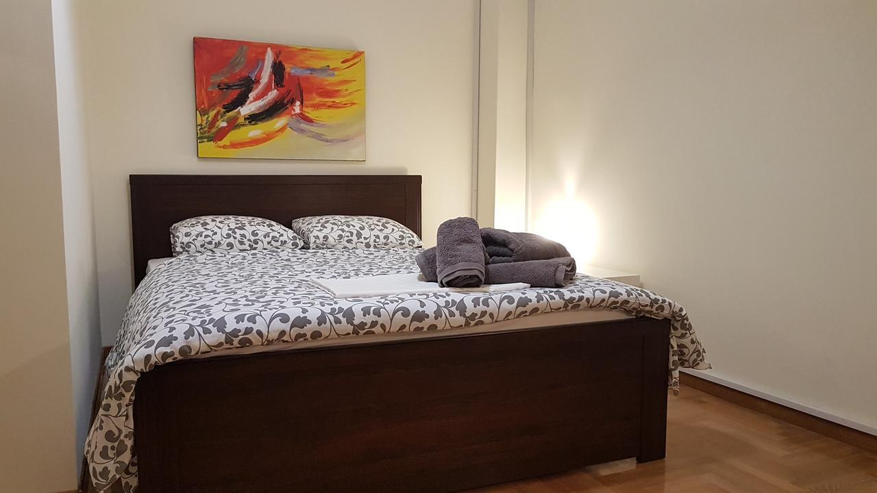 Menta Errathens Apartment - Athens Center, 5 Bd, 2 Bath Dış mekan fotoğraf