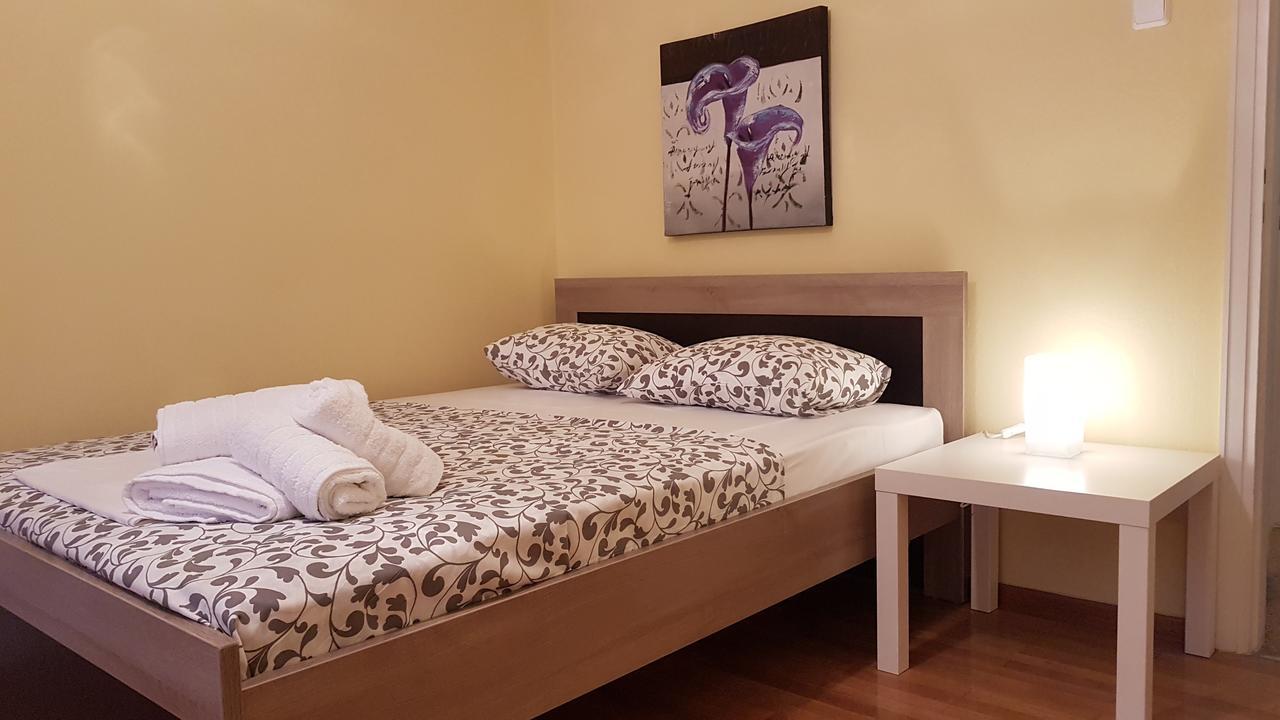 Menta Errathens Apartment - Athens Center, 5 Bd, 2 Bath Dış mekan fotoğraf