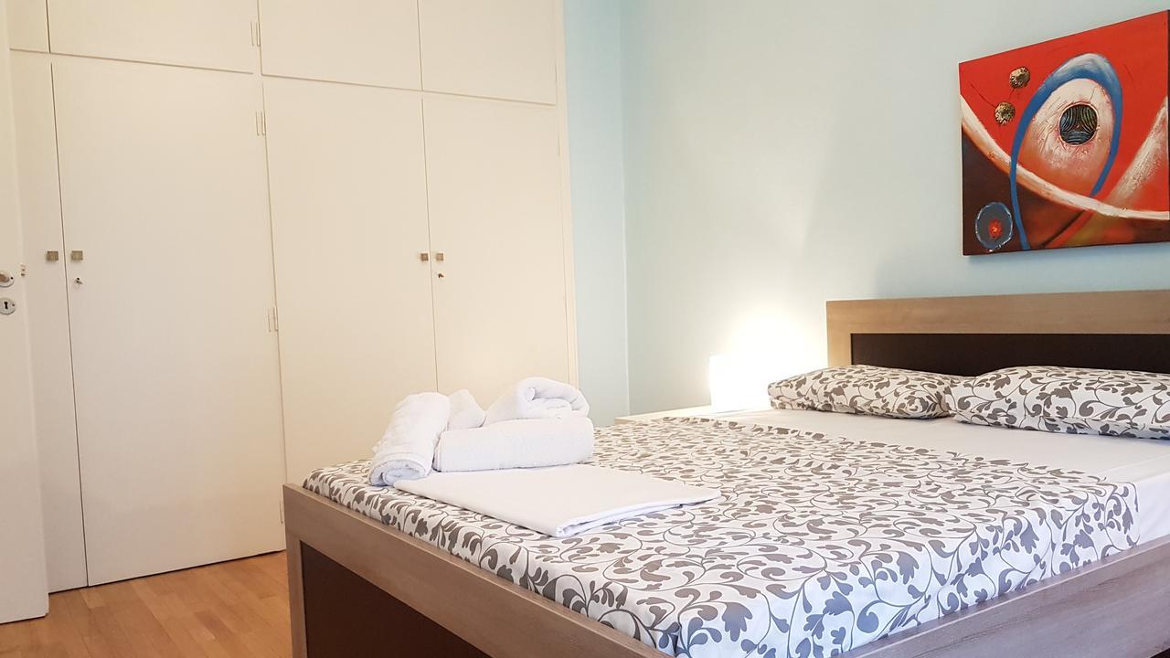 Menta Errathens Apartment - Athens Center, 5 Bd, 2 Bath Dış mekan fotoğraf